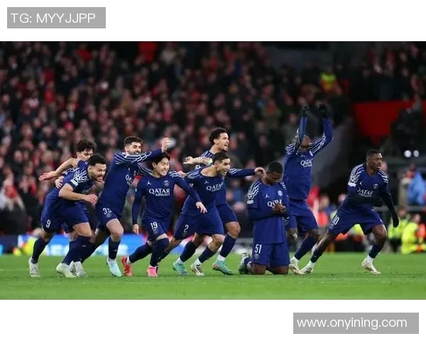 再看李刚仁连内维斯绝杀：足球场上永恒的传奇瞬间